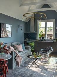 Une Charmante Maison En Bois De 30m2 Pour Les Invites Au Bord De L Eau Planete Deco A Homes World En 2020 Interieur Maison Amenagement Interieur Salons De Ferme