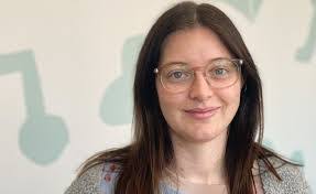 Becky Kidd's Instagram, Twitter & Facebook