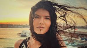 Quem é Zaya Guarani, atriz e modelo indígena que vai atuar em filme de  Hollywood?