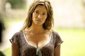 Born 3 october 1973) is a french television and stage actress, known for her roles in the miniseries méditerranée, dolmen, and the police procedural series femmes de loi. Bild Zu Ingrid Chauvin Bild Ingrid Chauvin Filmstarts De
