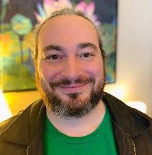 Eric Dirks's Instagram, Twitter & Facebook