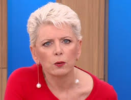 Η απίστευτη έκπληξη που έκαναν on air στον νίκο μουτσινά. Elena Akrita Dyo Wraioi An8rwpoi H Mairh Synatsakh Kai O Nikos Moytsinas Iciao