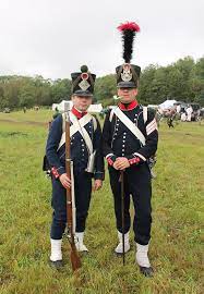 Chasseurs French 9th Light Infantry Chasseurs Had Red Over Green Plumes And Red Green Epaulettes First French Empire French Army Military Uniform