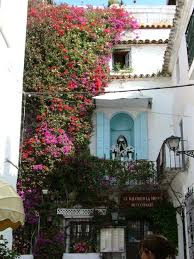 Das historische zentrum der stadt mijas (mijas pueblo) liegt an der südflanke der über 1000 m hohen berge der sierra de mijas etwa 5 km nördlich der costa del sol knapp 560 km (fahrtstrecke) südlich von madrid bzw. Datei Marbella Altstadt Verkl Jpg Reisefuhrer Auf Wikivoyage