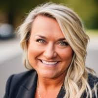 Michelle Piper's Instagram, Twitter & Facebook