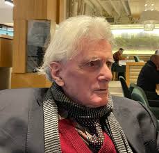 Biografi e pjesshme për historianin Hakif Bajrami - DRINI.us