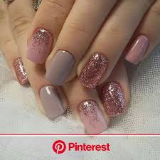 These marble nails give us yet another reason to love coral colors. 33 Glitter Gel Nail Designs For Short Nails For Spring 2019 Glitter Gel Nail Designs Glitter Gel Nails Glitter Nail Art Clara Beauty My