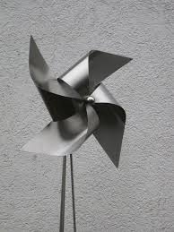 Pin By Josh Loth On Yard Art Aluminum Cans Metal Art Metal