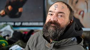 Obdachlos und entspannt: Die Nachbarschaft hilft Paul in Hannover-Linden