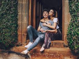 Zuribeso ya es oficial, porque juanpa zurita y macarena achaga ya no ocultan su amor. Juanpa Zurita Celoso De Una Jirafa