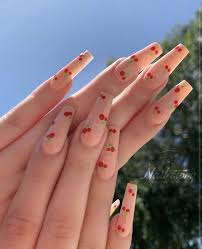 Luego que dejas secar le agregas varias cintas como a ti te guste de diferentes anchos y tamaños 780 Ideas De Disenos De Unas Acrilicas En 2021 Manicura De Unas Unas De Gel Bonitas Disenos De Unas