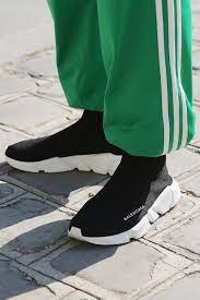 Receive complimentary uk delivery on orders of £100 or over. Balenciaga S Speed Trainer Is The Shoe Of 2017 British Vogue British Vogue