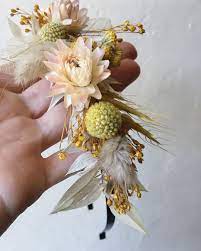 I was skeptical of using artificial flowers but all the guests loved them too.sonia's creative flare is only limited to your imagination, but if your not crafty she will come up with something. B O T A N Y Floral Studio On Instagram One Of A Kind Everlasting Crown Made On A Headband With Straw Flowers Phantom Floral Studio Floral Flowers Bouquet
