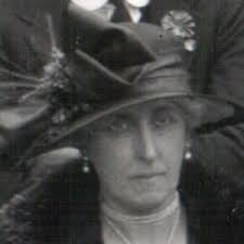 King George V and Queen Mary at the Red Triangle Club, Plaistow