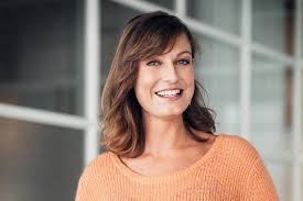 Jun 08, 2021 · op televisie zijn aster nzeyimana, eddy demarez, filip joos, peter vandenbempt, stef wijnants en geert heremans de commentatoren van dienst. Nathalie Over Haar Bompa Rots Zo N Avontuur Ziet Hij Wel Zitten Showbizzsite