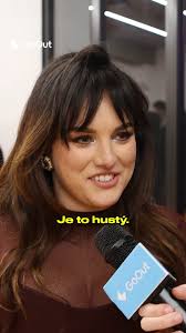 Co říká Ewa Farna na track Ewa Farna?