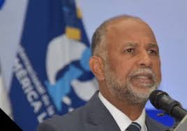 Eduardo Hidalgo exige a Roberto Fulcar el pago a los maestros antes de  nochebuena