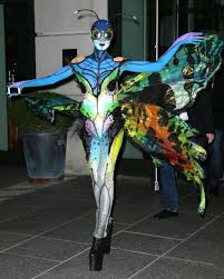 Heidi klum's thriller costume proves she's the queen of halloween.the insider team believes that life is an adventure! Heidi Klum Photostream Amazing Halloween Costumes Heidi Klum Halloween Costume Celebrity Halloween Costumes