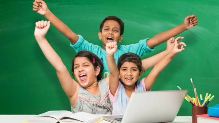 Technology in Education: How to Use Digital Tools Wisely During Exam  Preparation
