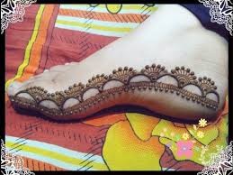 Foot Henna Art The Primary Focus Of Body Art Has Been On Hands And Feet For A Long Time Over The Course In 2020 Henna Designs Feet Henna Designs Easy Mehndi Designs