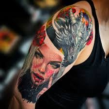 Efren Calvillo's Instagram, Twitter & Facebook