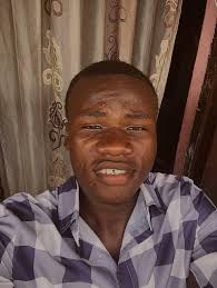 Mutombo Dikembe, Plus qu'un simple joueur de basket-ball. Au-delà de son  incroyable carrière de basketteur, il était un philanthrope dévoué et un  modèle pour plusieurs. Son impact sur le monde s'étend bien