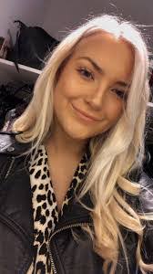 Bethany Hardy's Instagram, Twitter & Facebook