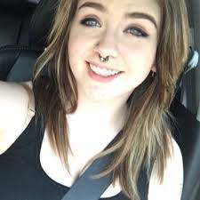 Autumn Kline's Instagram, Twitter & Facebook