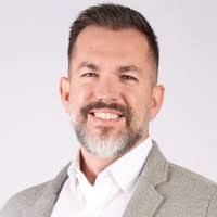 2500+ "Travis &" profiles