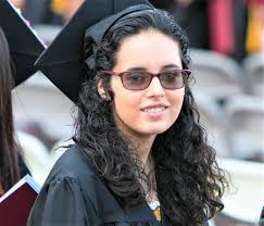 Los Graduados de Nuestra Comunidad