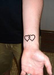 Pour certains d'entre eux, ilssont laids, puisqu'ils ont peur des insectes. Heart Tattoo With Lines Novocom Top