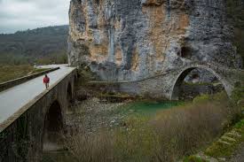 Pacific time, or 3 a.m. P46 0gsudsugym