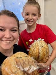 Elda Acevedo's Instagram, Twitter & Facebook