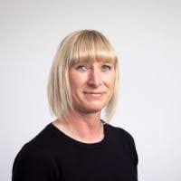 Jo Ennis's Instagram, Twitter & Facebook