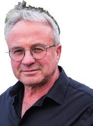 Eric Bellet's Instagram, Twitter & Facebook