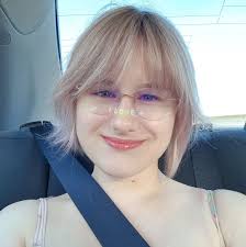 This month is Robina Town Centre's 25th Anniversary! 🥳 To celebrate with  our local community we would love to look back