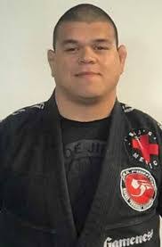 Dustin Peek's Instagram, Twitter & Facebook