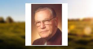 Edwin V. Holmgren Obituary December 23, 2001