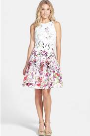What To Wear To A Preppy Wedding Preppy Wedding Style Fashion Pretty Dresses Flare Dress