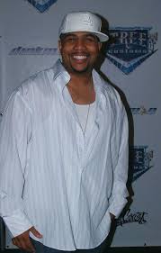 Left the family home in 1974, gooding, along with his mom sylvia and brothers omar and tommy, spend a number. Cuba Gooding Jr S Brother Omar Shouts Homophobic Slurs In Vegas Wonderwall Com
