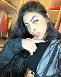 A morena não poupa nada e mostra tudo na plataforma pornô! Pin By ð€ð'ðŒð˜ On Mc Mirella Girl Fashion Singer