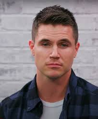 See more ideas about robbie amell, robbie, celebrities male. Robbie Amell Wife Kids Age Siblings Sister Brother Net Worth Bio