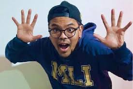 Jun 12, 2021 · berikut biodata coki pardede, komika yang tuai kontroversi karena kagumi pelaku asusila. Heboh Postingan Komika Coki Pardede Bikin Geger Netizen Di Akhirat Nanti Anda Dibalas Galamedia News