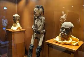 The mummies of guanajuato are a number of naturally mummified bodies interred during a cholera outbreak around guanajuato, mexico in 1833. Museo De Las Momias De Guanajuato Home Facebook