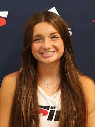 Sarah Hensley's Instagram, Twitter & Facebook