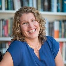 Donna Ashcroft's Instagram, Twitter & Facebook