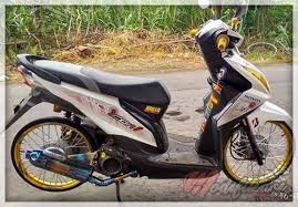 Modifikasi Motor Beat Karbu Thailook Blog Gambar Modifikasi Motor Motor Vehicles Beats