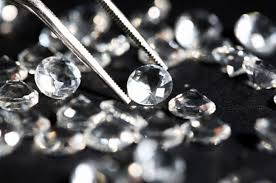 Over the weekend videos and photos shared on social media showed throngs of people finding alleged diamonds in kwahlathi in kzn. Department To Inspect Diamond Rush Site In Kwazulu Natal Fin24