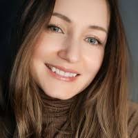 100+ profili według frazy „Elena”