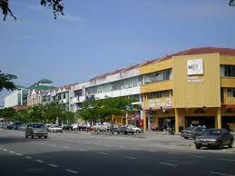 It is located near the mouth of the kuantan river. Jalan Air Putih Mapio Net